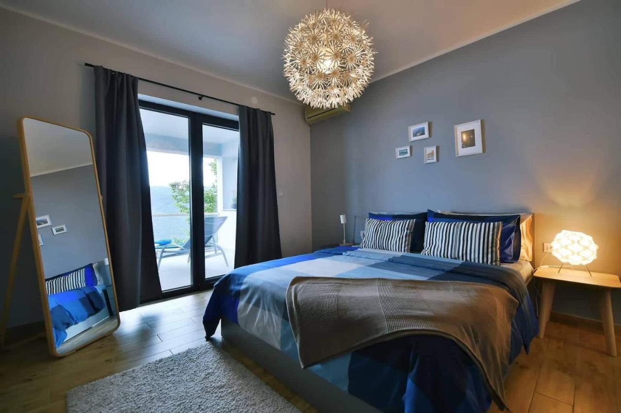 Apartment Vanilla I With Beautiful Seaview Rabac Bagian luar foto